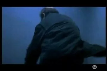 A srác megdug egy orosz vörös hajú lányt, felnéz rá alacsony termete családi szeksz videók miatt.