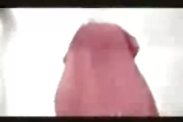 A srác őszintén bevallotta a miniatűr barnának, hogy nem ő kell neki, hanem családi sex videók ingyen a farka.